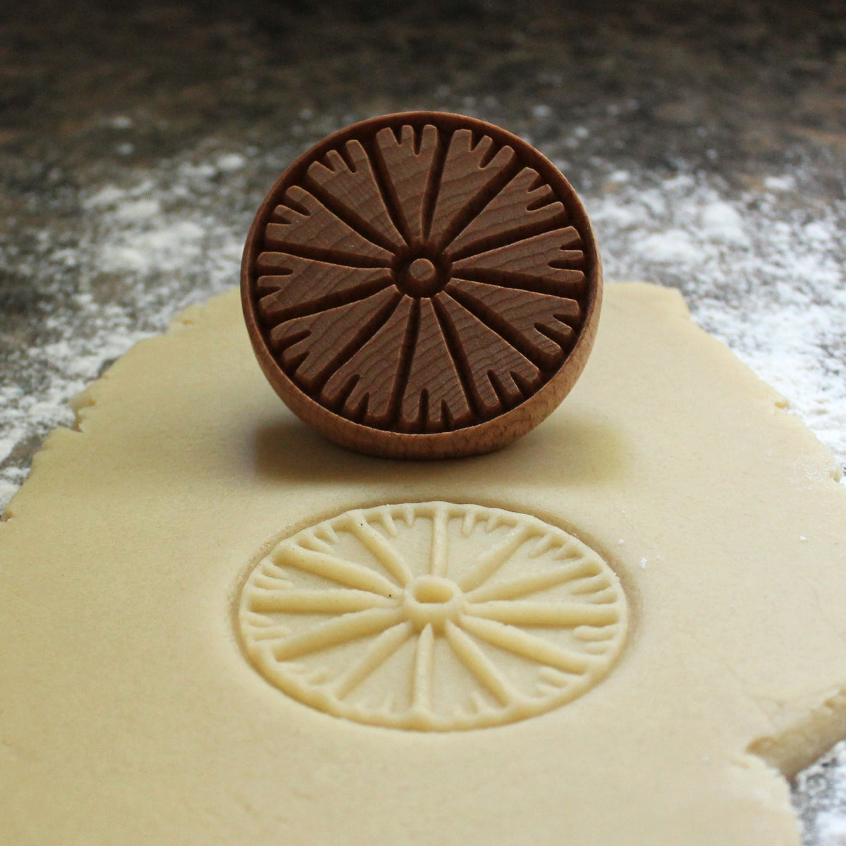 Citrus Slice Cookie Stamp - Fun Food Tools