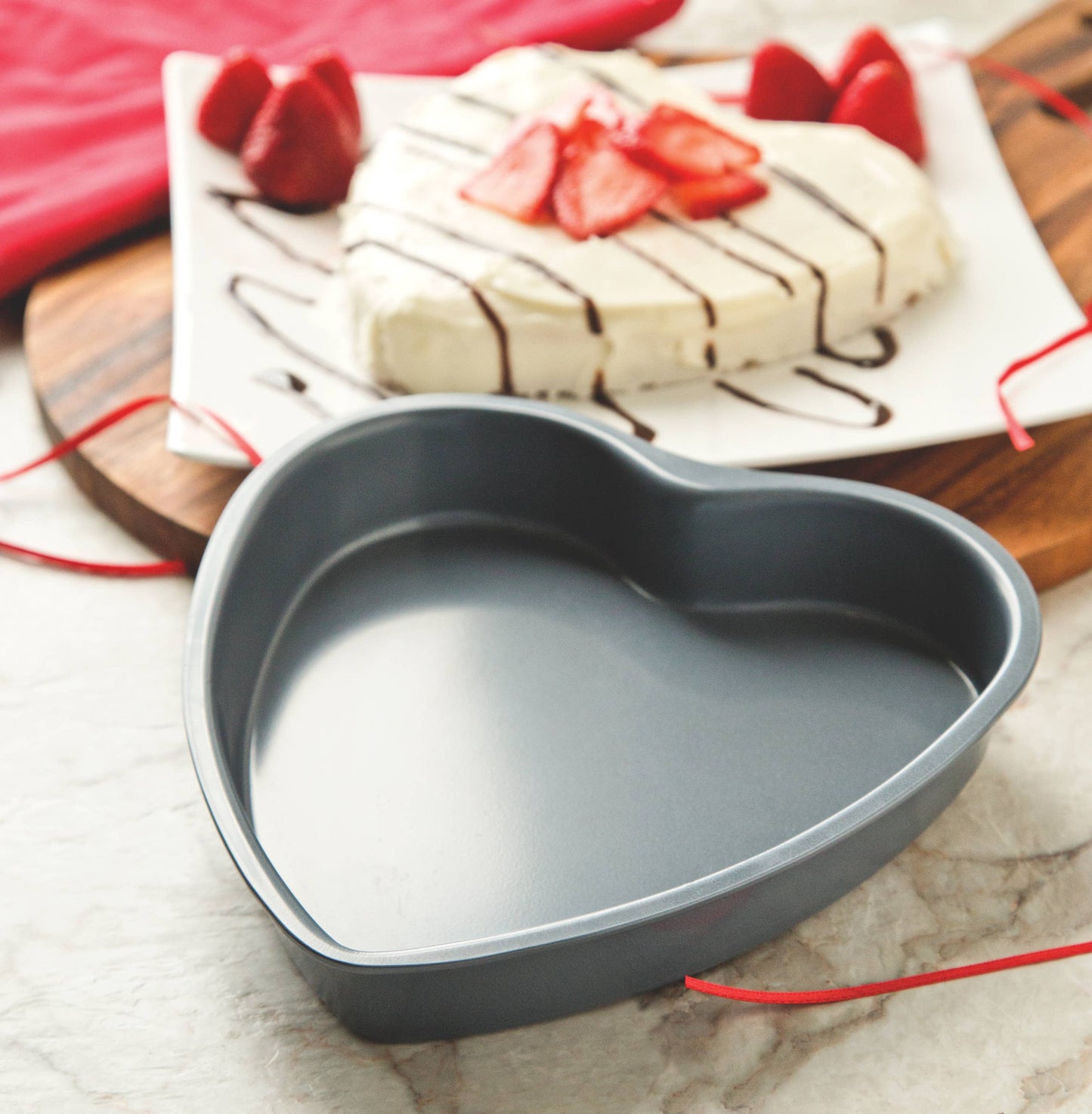 8” Heart Non-Stick Cake Pan - Fox Run
