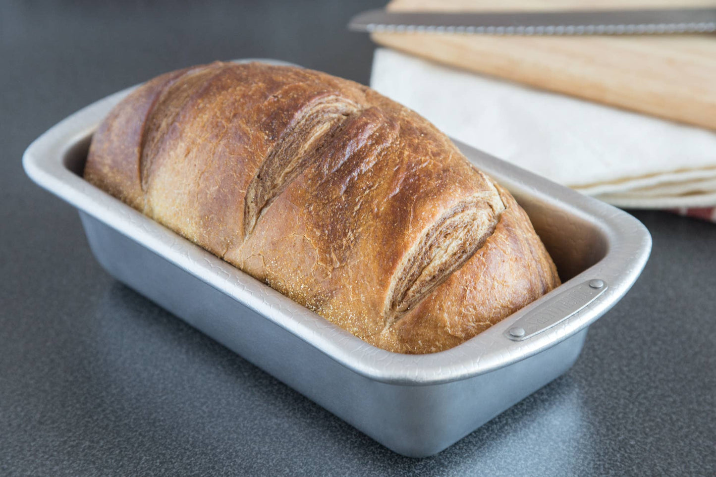 8.5" x 4.5" Pebble Textured Aluminum Loaf Pan - Doughmakers