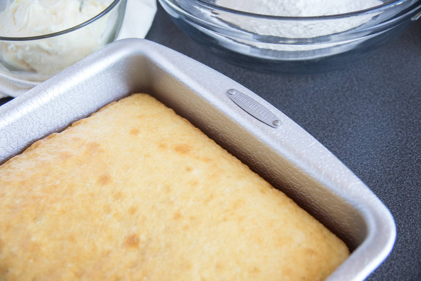 9" x 13" Original Non-Stick Cake Pan - Doughmakers