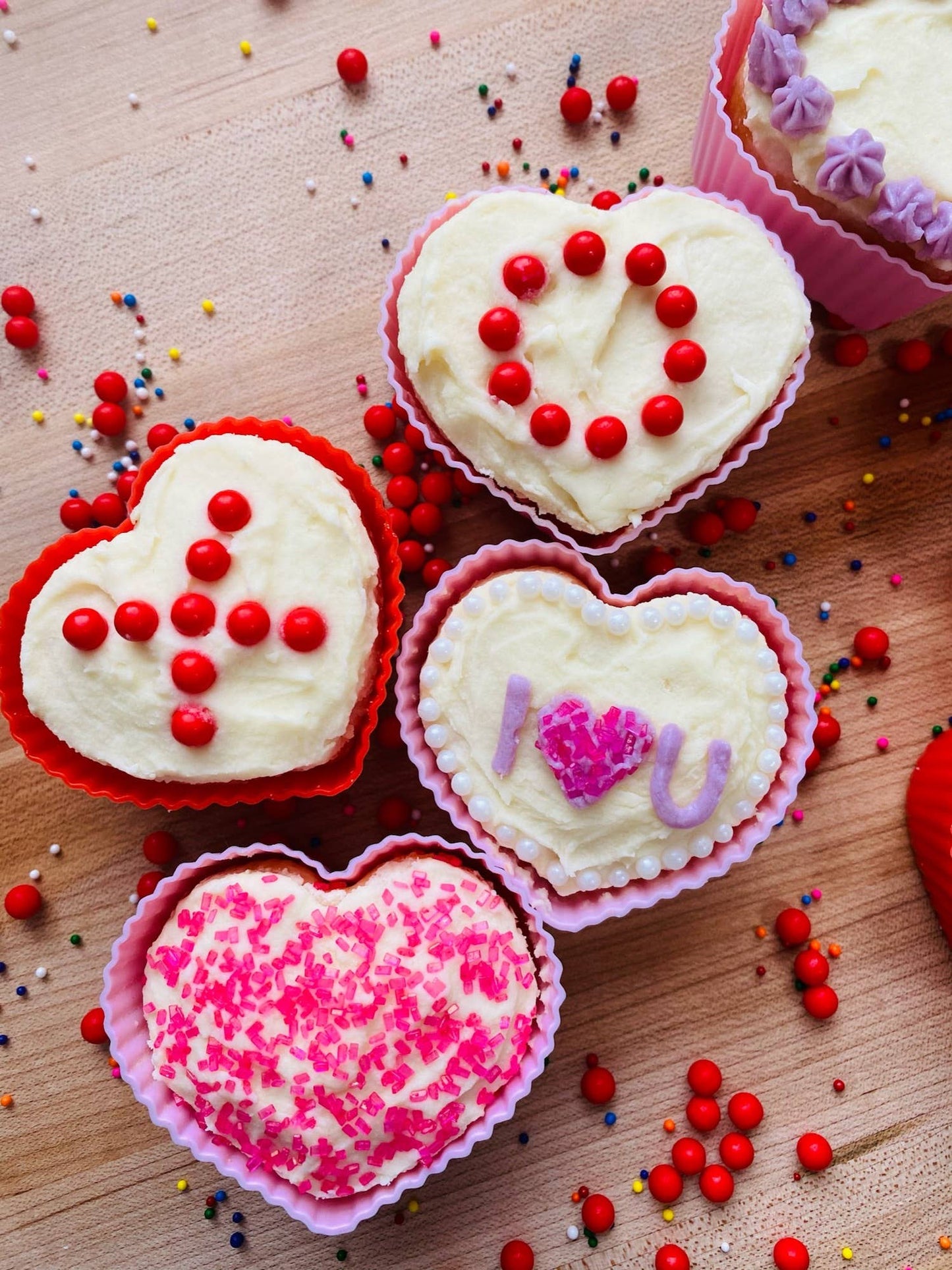 Bakelicious Silicone Cupcake Liners Heart, Set 12, 3" - Fox Run