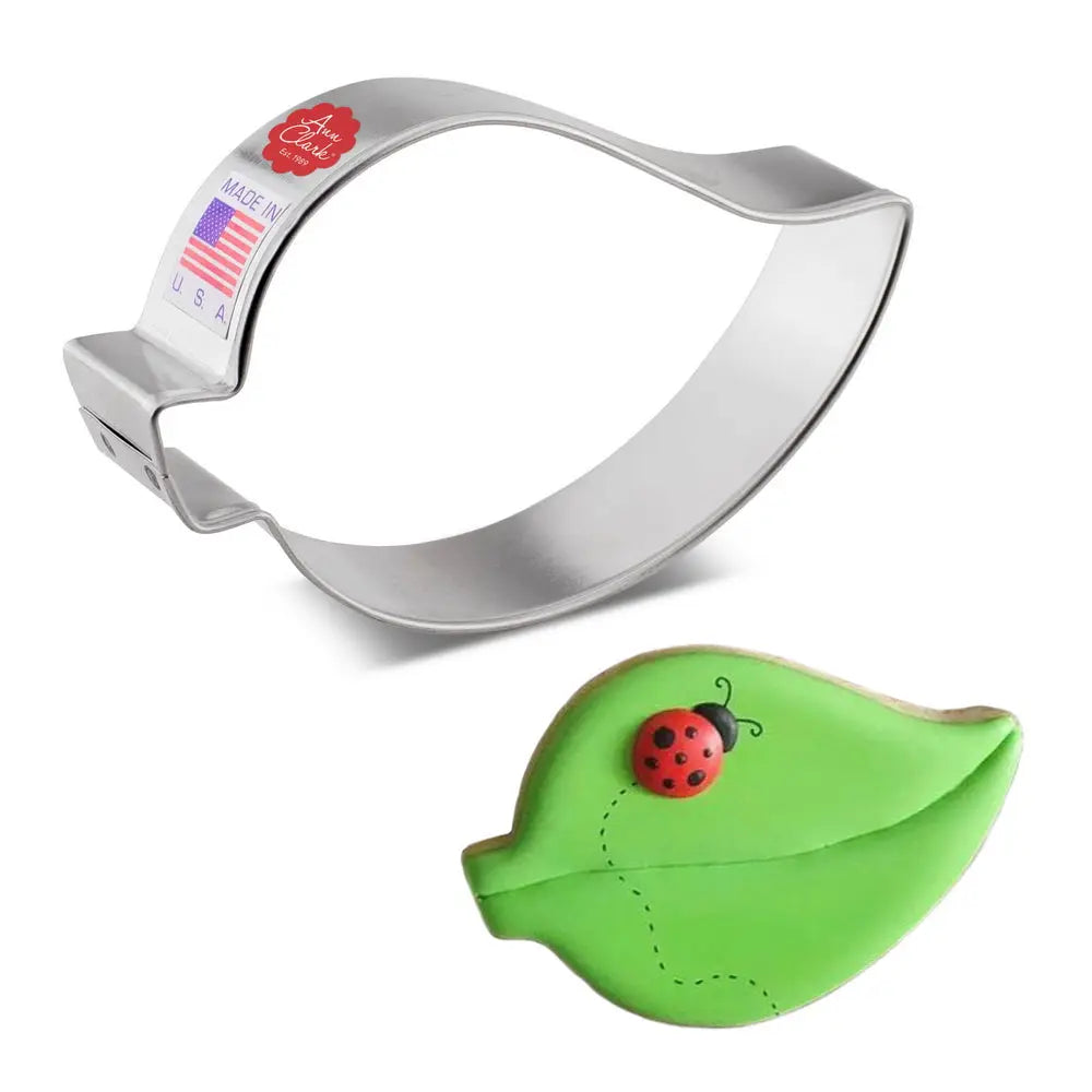Teardrop Leaf Cookie Cutter, 3.75"- Ann Clark