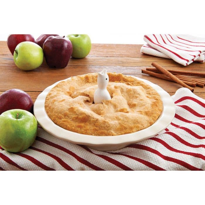 9.5" Ceramic Pie Plate with Scalloped Rim - HIC