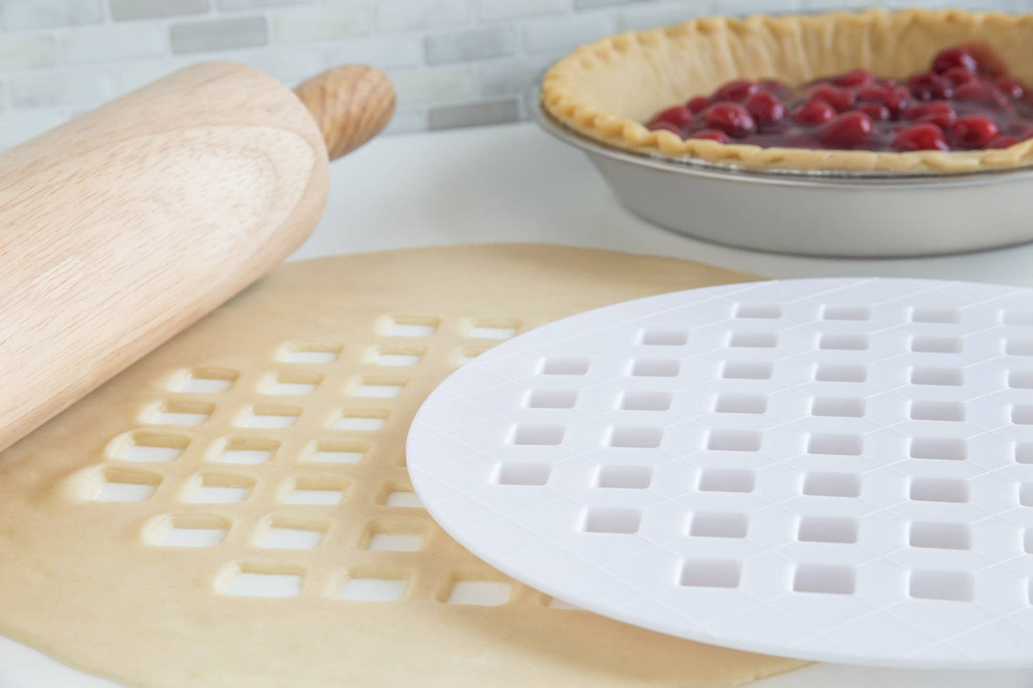 Lattice Pie Top Cutter, 9.75" x 9.75" - Fox Run