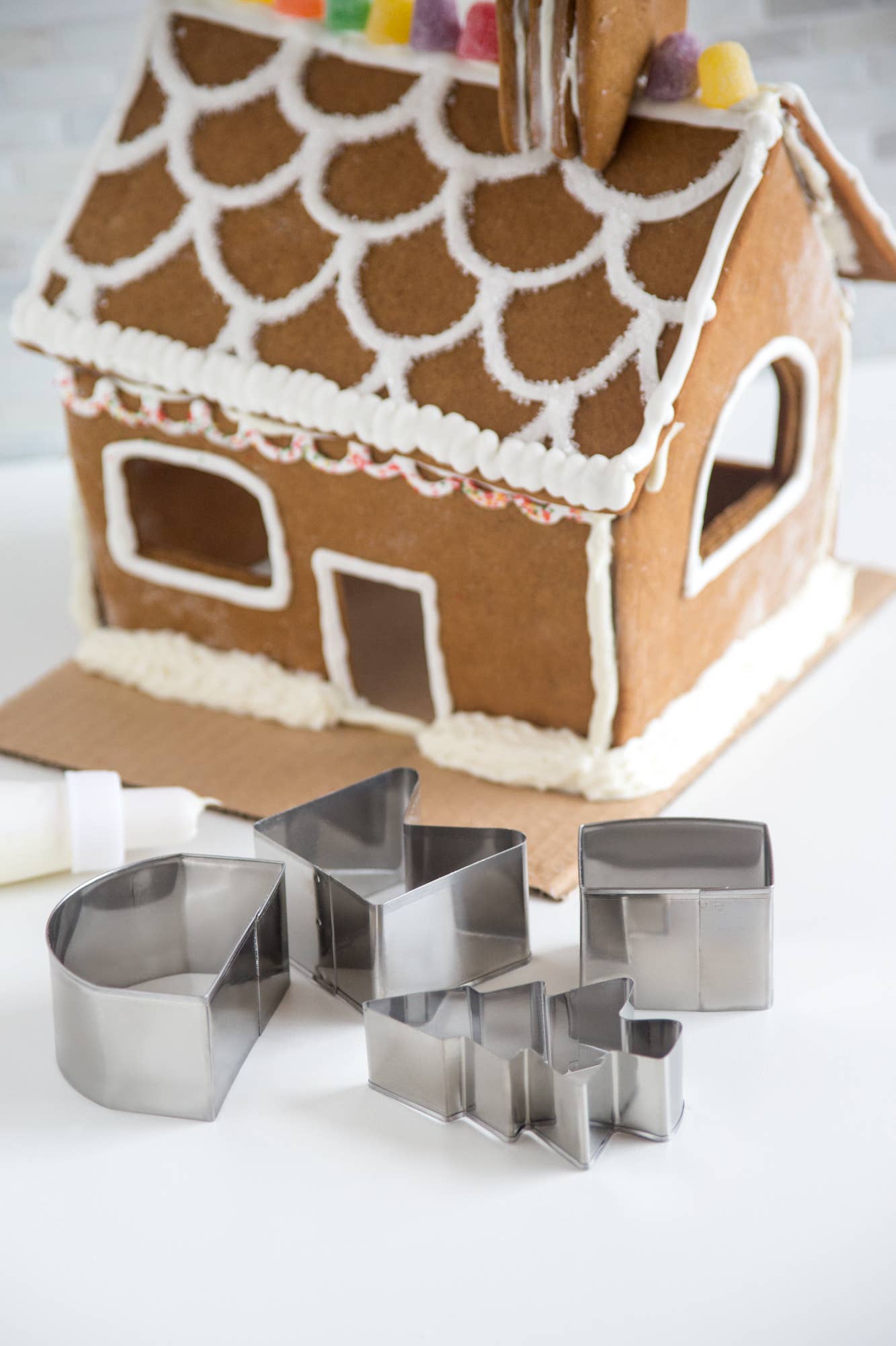 Gingerbread House Bake Set, 19-Piece Set - Fox Run
