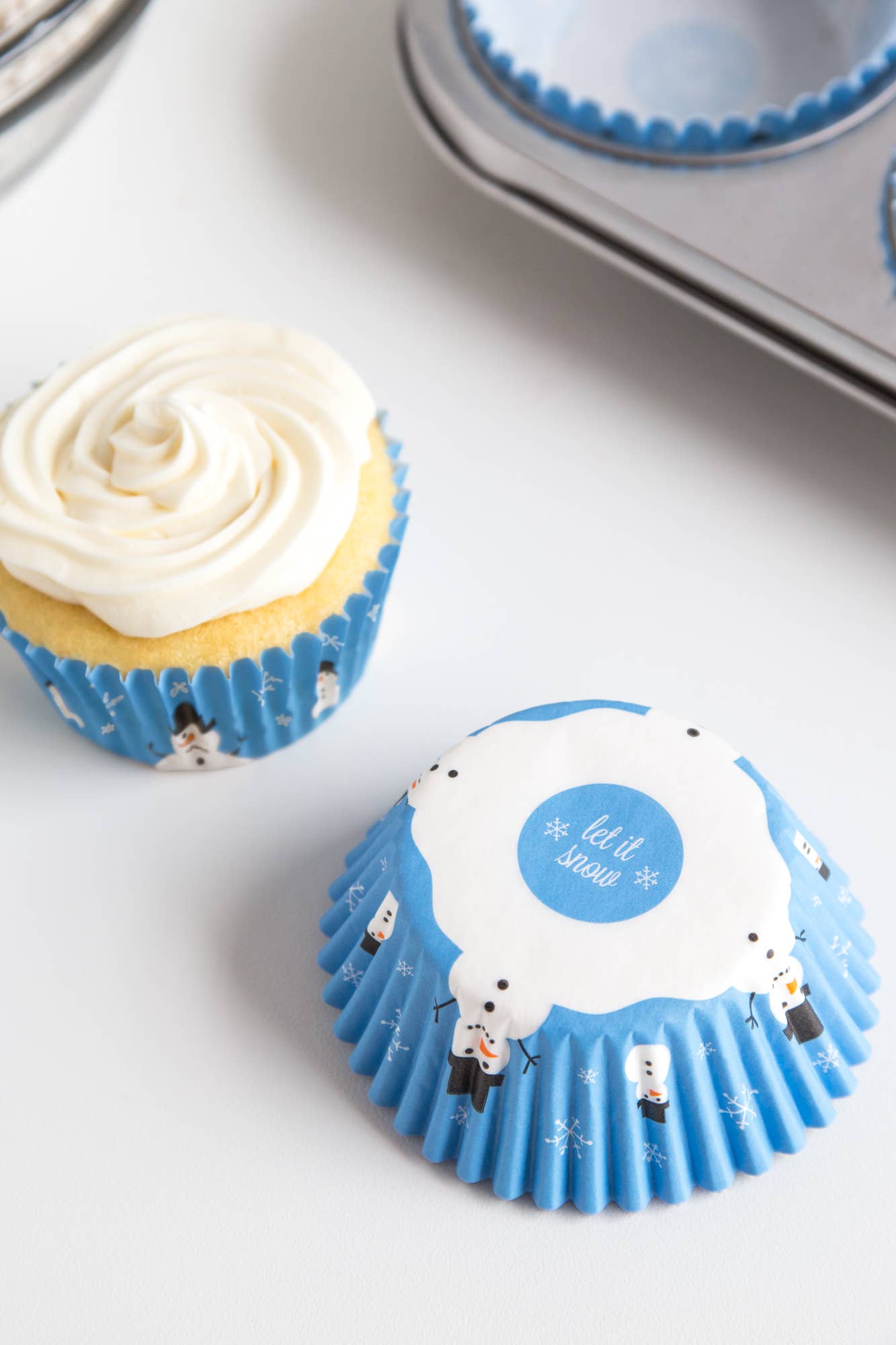 Snowman Cupcake Liners, 50 Count, 3" x 3" - Fox Run