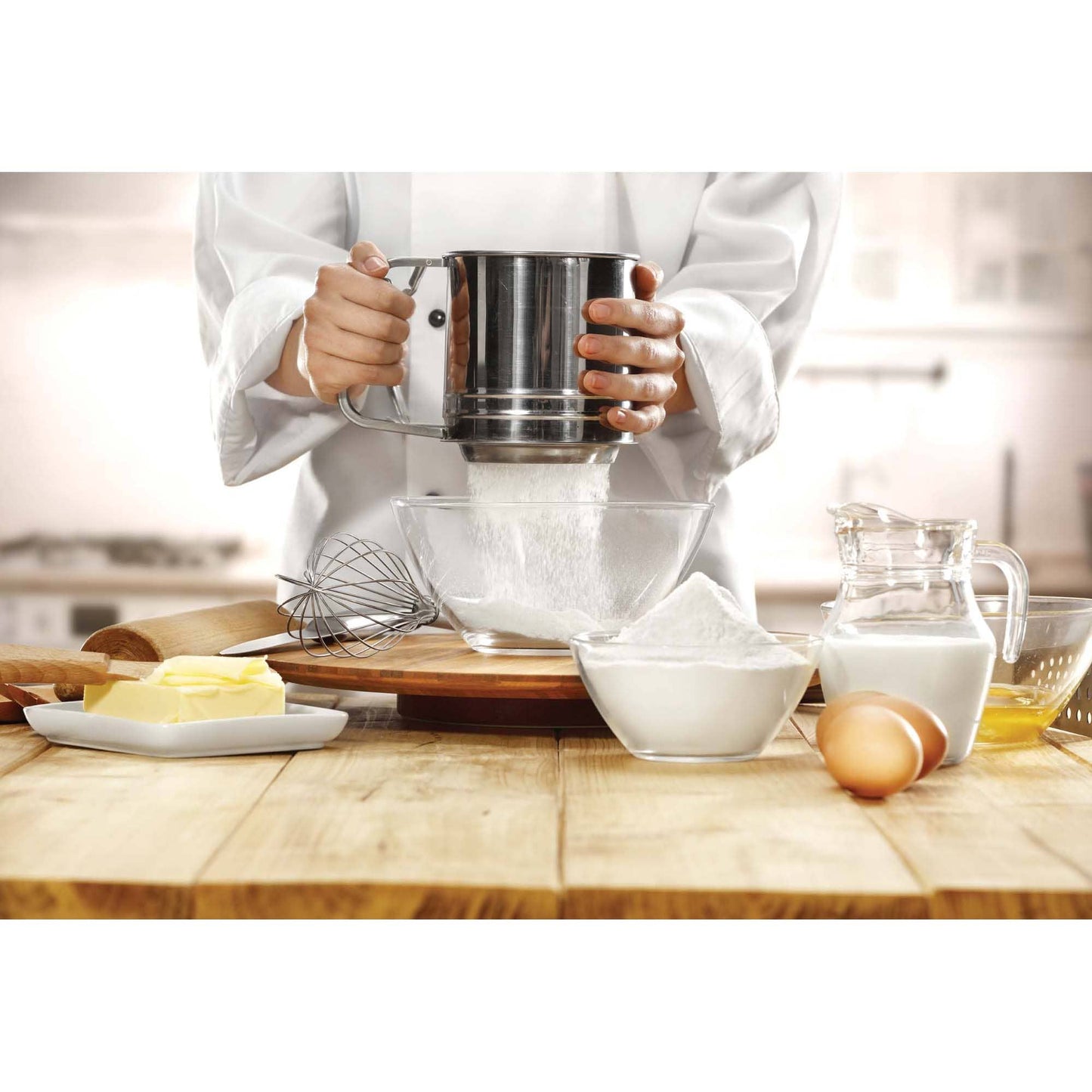 3 Cup Hand Squeeze Flour Sifter - Mrs. Anderson’s Baking