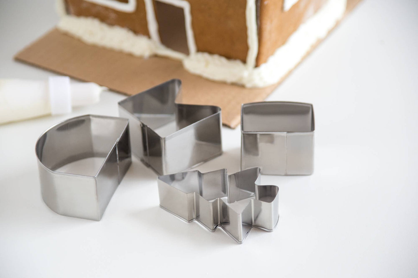 Gingerbread House Bake Set, 19-Piece Set - Fox Run