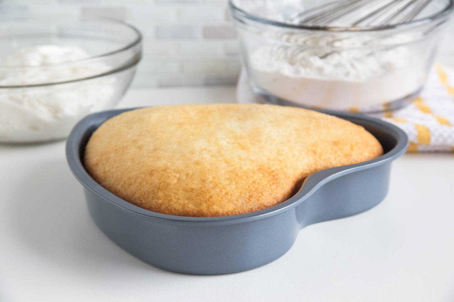 8” Heart Non-Stick Cake Pan - Fox Run