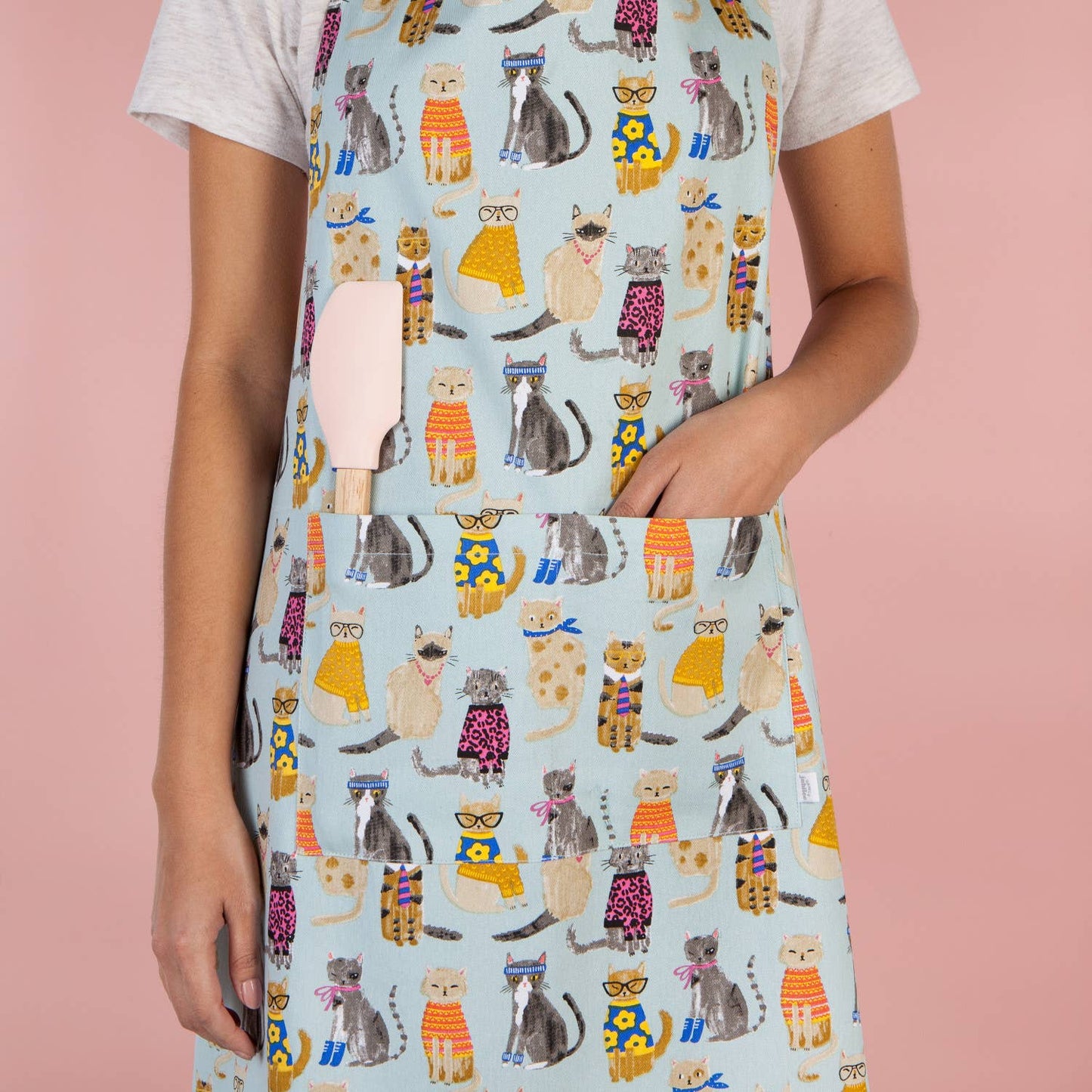 Feline Fine Apron- Danica Jubilee