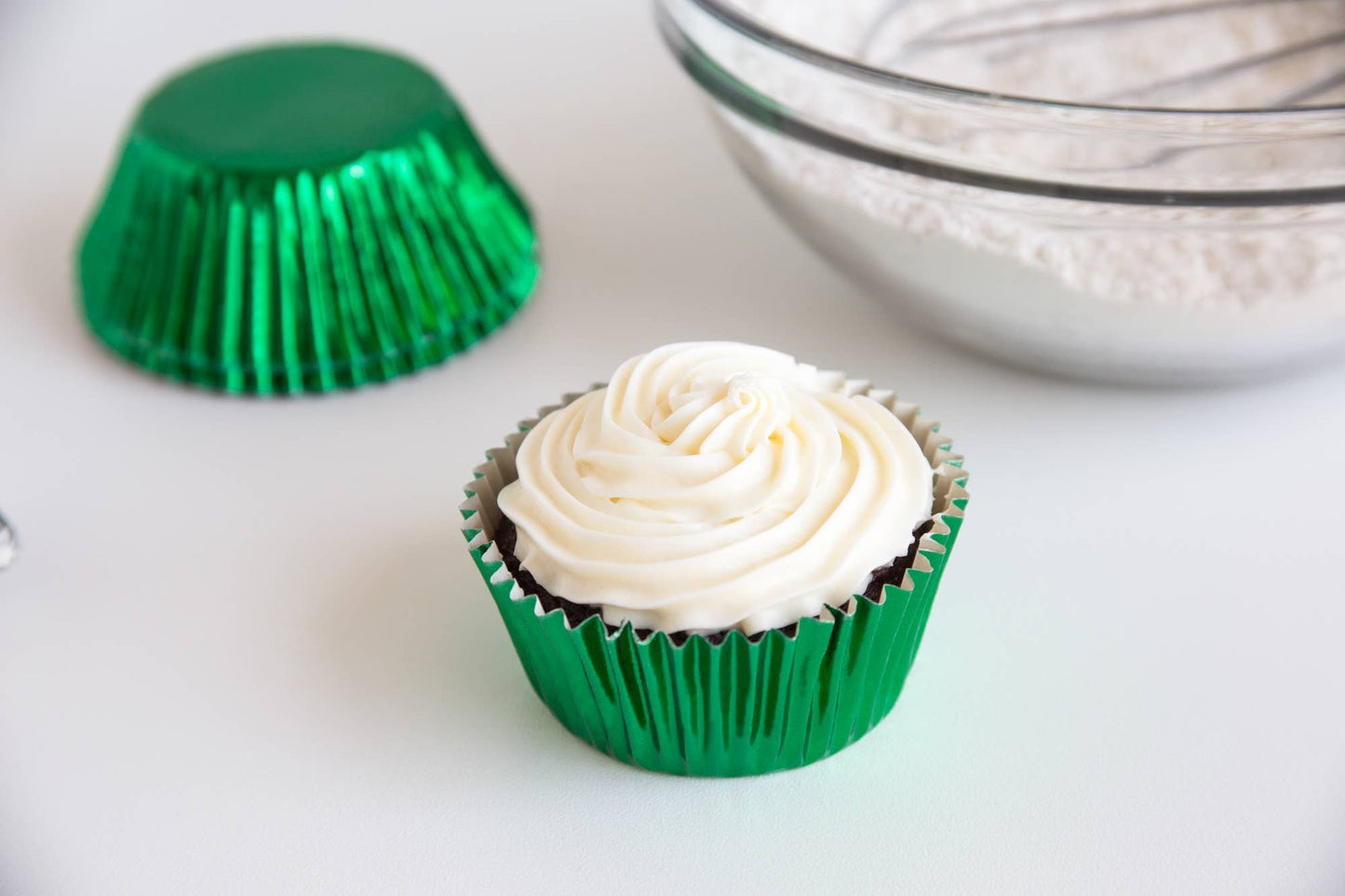 Green Foil Cupcake Liners, Set of 32 - Fox Run
