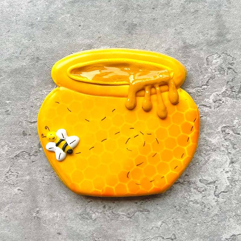 Honey Pot Cookie Cutter- Ann Clark