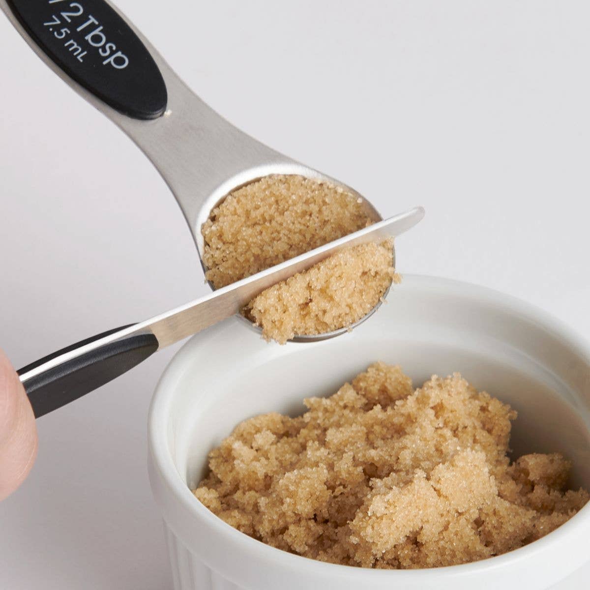 Magnetic Measuring Spoons – Dual-Sided with Leveler - Harold Import Co.