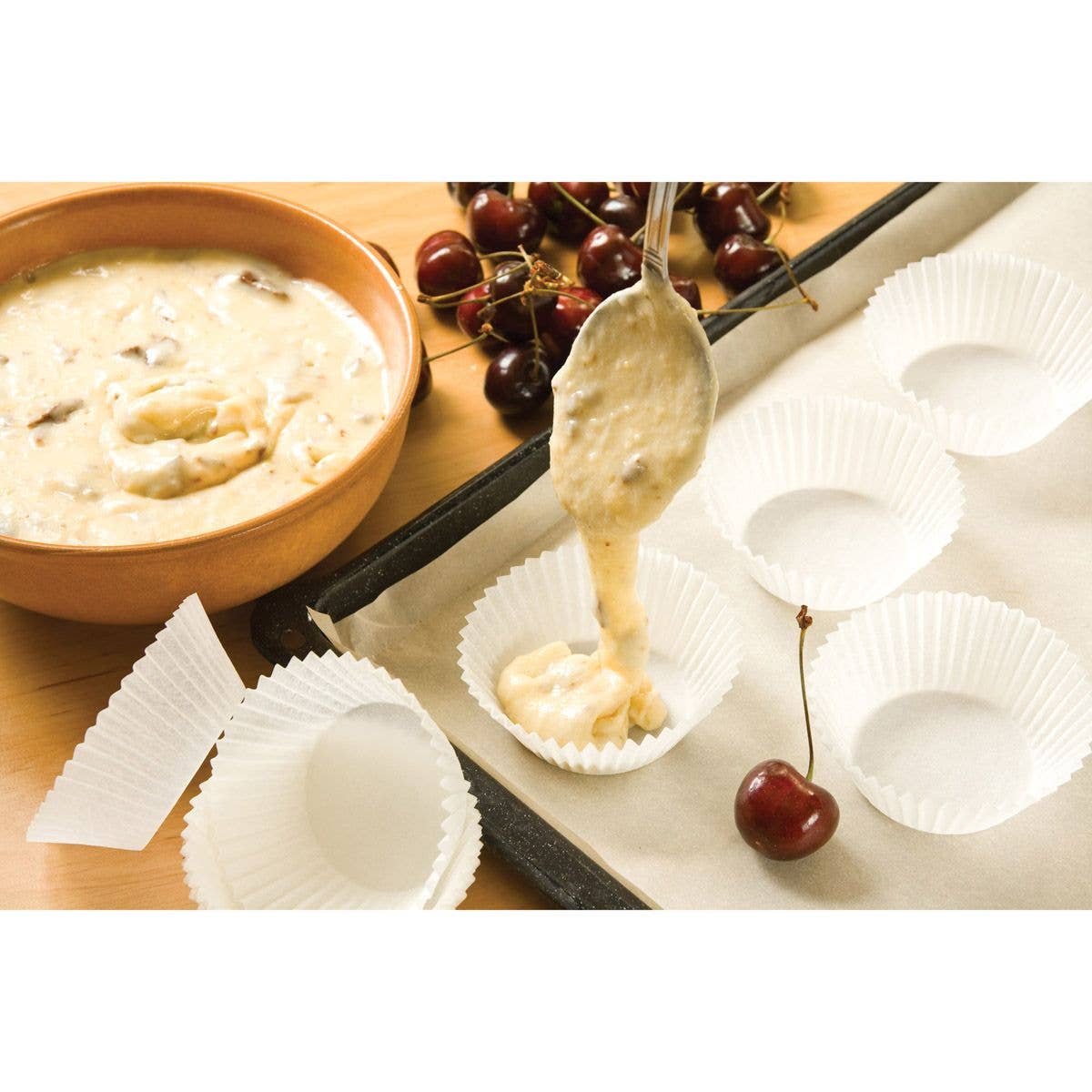 Regular Paper Baking Cups, Set Of 50- Mrs. Anderson's Baking