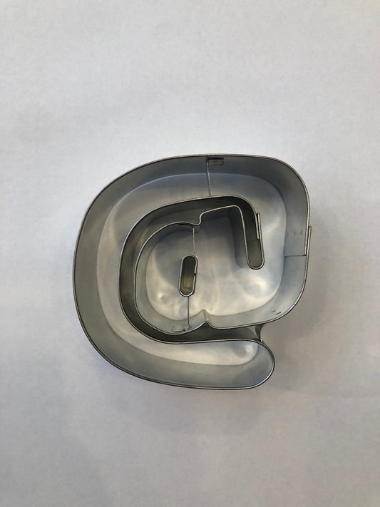 @ Symbol Cookie Cutter, 2.75"- R&M